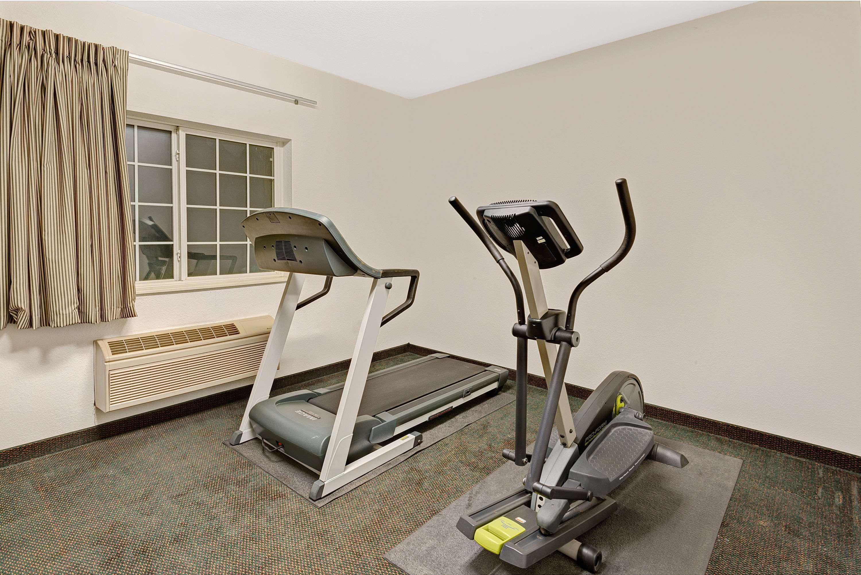מלון Super 8 By Wyndham De Soto מראה חיצוני תמונה