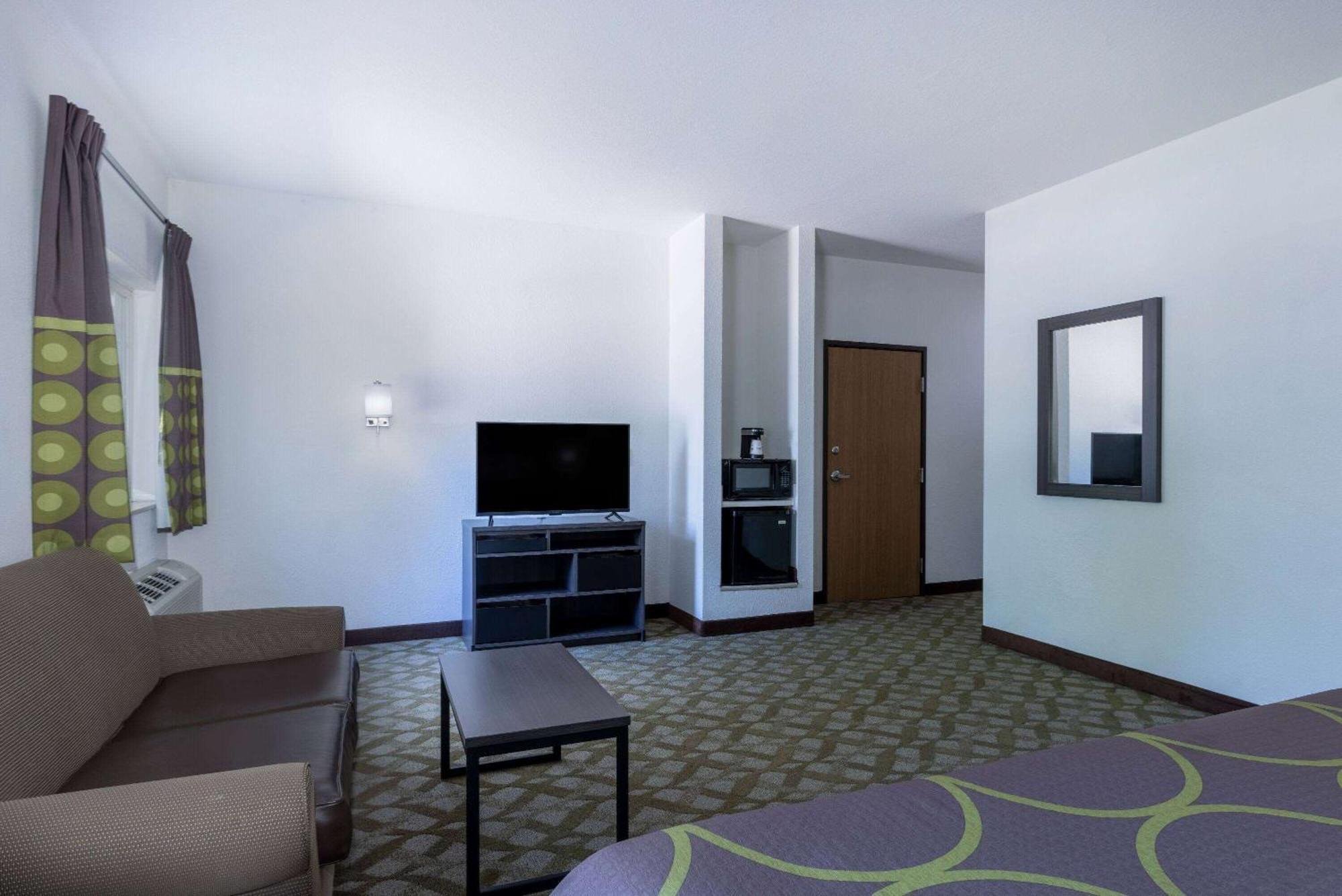 מלון Super 8 By Wyndham De Soto מראה חיצוני תמונה